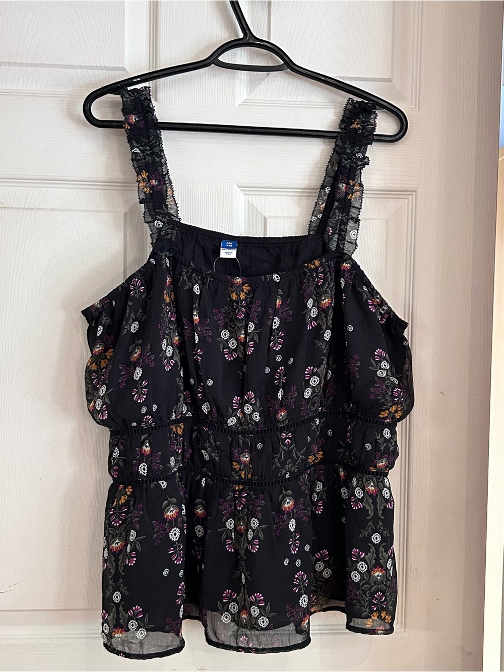 NWT Old Navy Black Floral Ruffled Strap Camisole Size XXL